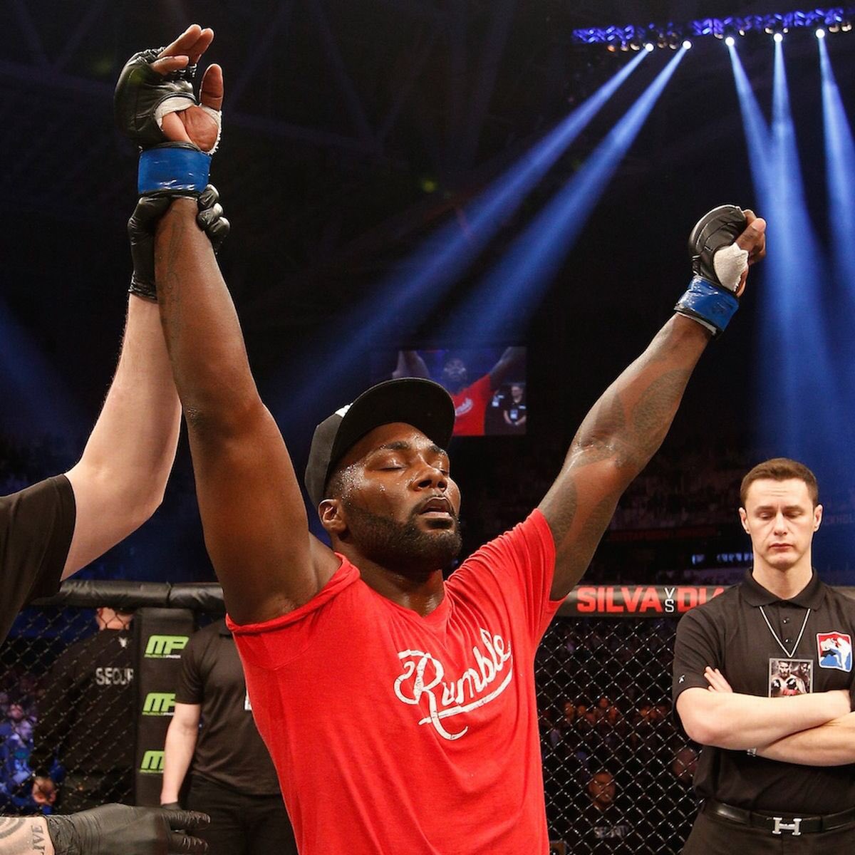 BlueCornerFavorite tweet media