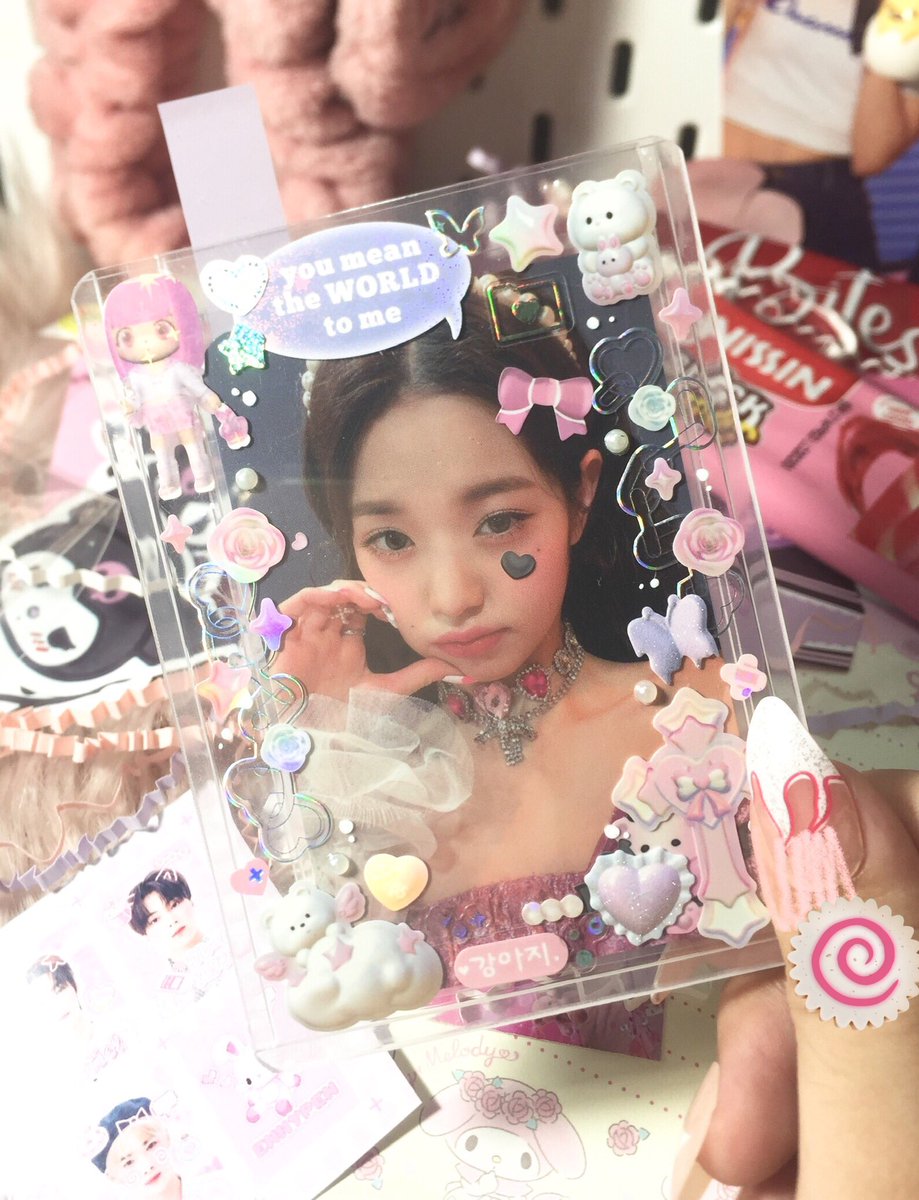 iukungyaz's tweet photo. ( ♨︎ ) hi my zel! @28luvmails 

        the adorable tls came home safely earlier! one of the most cutest packaging i have ever seen :( thanku s much for the VERY generous amount of freebies, ‘kala ko 25th of dec na eme hangga’t sa uulitin! ♡

        #solcartz #goodsfromzel https://t.co/v2gbRATcRf