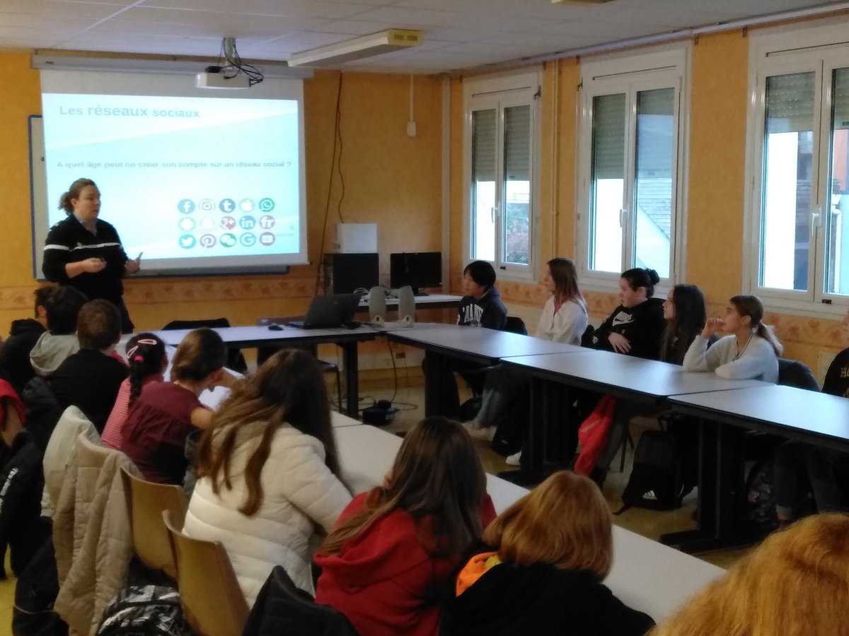 Intervention très importante sur les risques numériques pour les sixièmes par la maison de protection des familles (MPF). <a href="/acrennes/">Académie de Rennes</a> <a href="/56_bef_ouest/">Bassin Éducation Formation 56 OUEST</a>