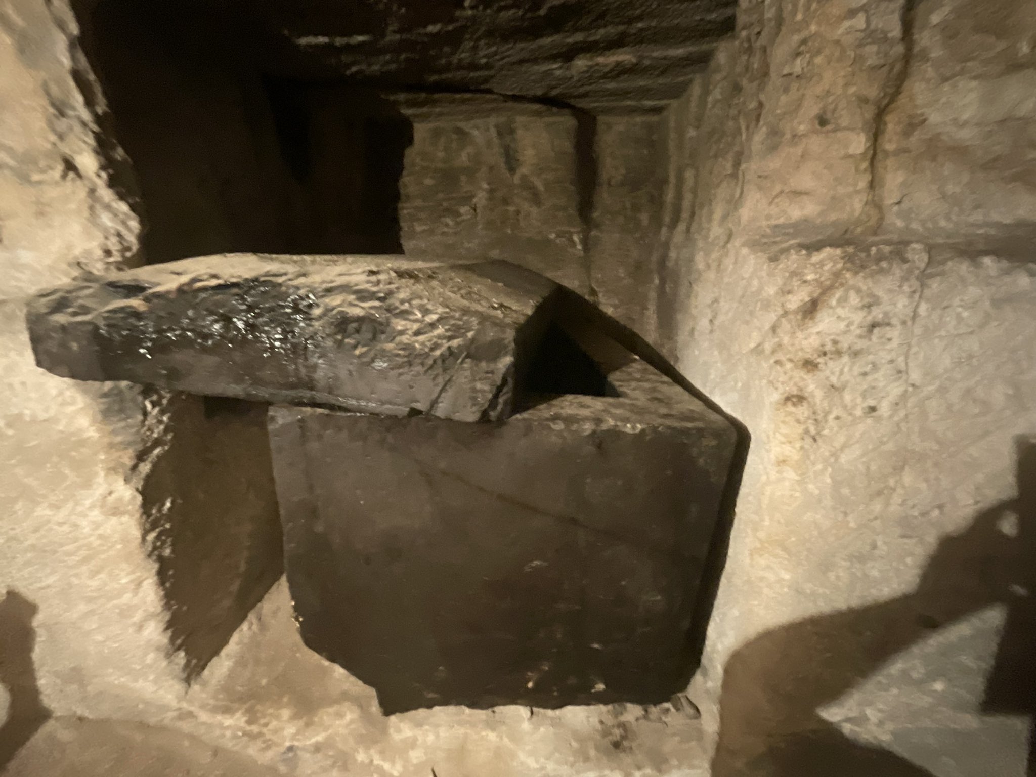 UnchartedX on X: "Down into the Osiris shaft yesterday. Water level has  risen in the bottom chamber, I expect it will be inaccessible soon. Still  an adventure getting down! We also figured