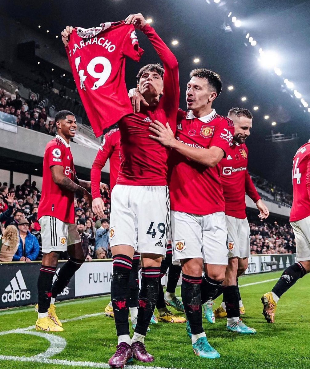 Erik Ten Hag’s Red &amp; White Army. 🫡🫡🫡