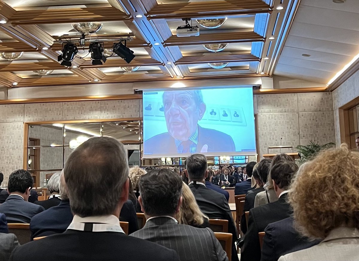 fabriale1970's tweet photo. Quarta edizione della Financecommunity Week, l’evento che ogni anno raduna la community di professionisti della finanza per discutere dei temi caldi del settore. https://t.co/jFrx8WMC5t