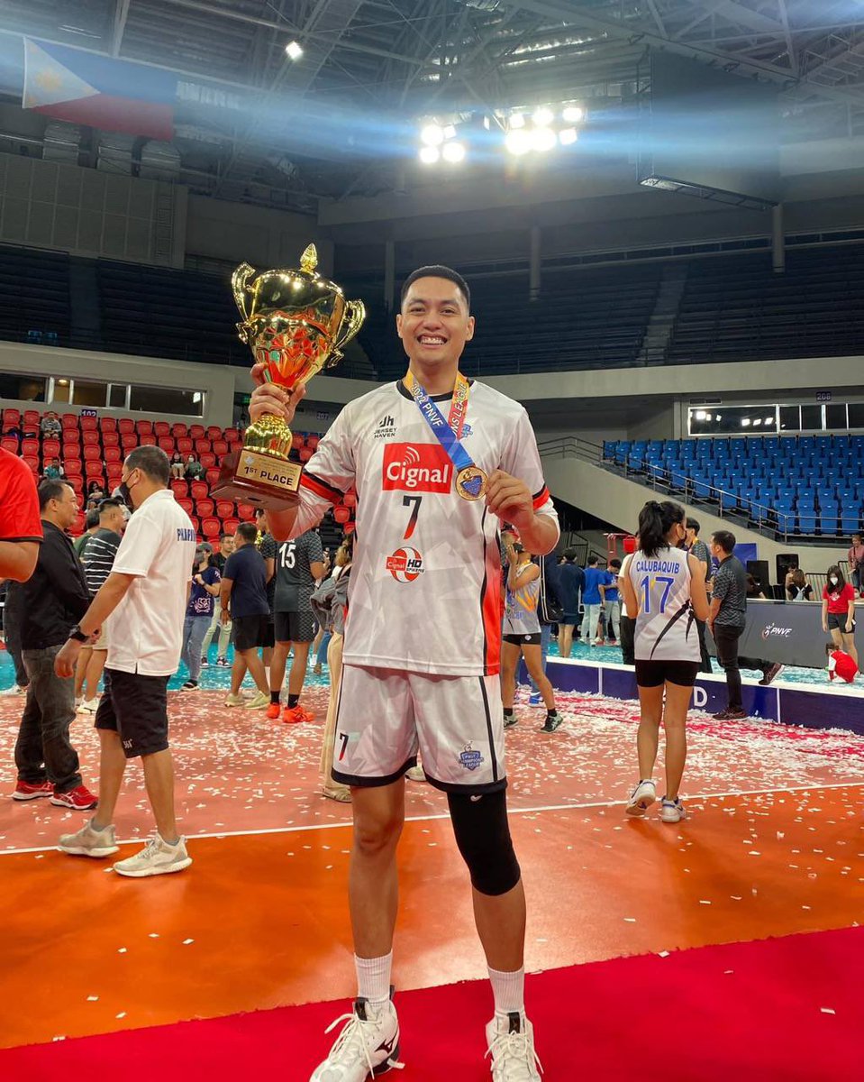 vmgasia's tweet photo. Ngiting tagumpay ๐ฅโจ Congratulations, @rexintal and the whole Cignal HD Spikers for winning gold in the PNVF Champions League! We are so proud of you! ๐ฅน๐ฅฐโค๏ธ
#RexIntal #VMGTalent https://t.co/YdcTDXxF6f