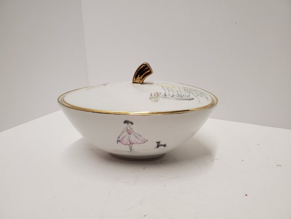 LauraCharbonnea's tweet photo. bavaria Tirschenreuth vintage mid https://t.co/FcO1mqGqTh via @EtsySocial #jewelry #fashion #bakingdish #covereddish https://t.co/CVpYQYwsCR