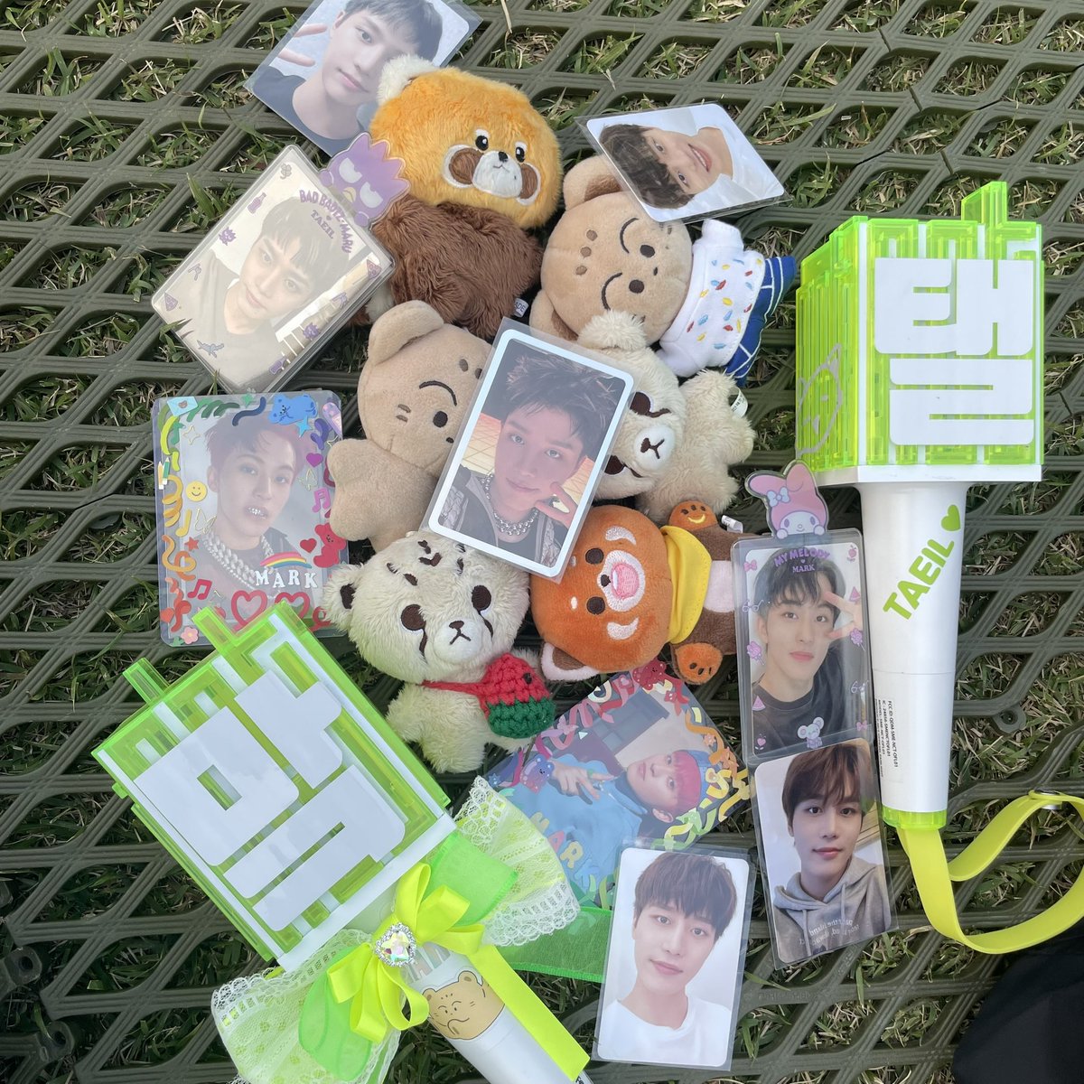 neocute_shine's tweet photo. 여러분(0명) 〰︎〰︎ 저 새로운 계정팠어요 🥹 저 아는 사람 몇명없는 찐따니까 편하게 다가와주시면 감사하겠습니다 🙏🏻 새계정은 @allnightmark 이구요 선팔해주시면 바로 달려가겠습니당 💗 이 계정은 11월말까지 냅두고 그 뒤에 정리할게요! 그동안 감사하겠습니다 새계정에서 만나요! 🍀 https://t.co/7pwv8SGoCY