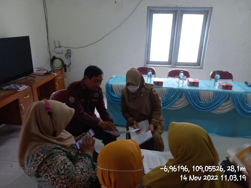 Agus2Prihanto's tweet image. Monitoring Baperlitbangda Kab. Brebes terkait Pencegahan Stunting di Desa Kertasinduyasa
Senin, 14/11/22

#TPPJatibarangBrebes
#RDS

@halimiskandarnu
@kemendespdtt
@bpsdmkemendesa
@taufikmadjid71
@yusradaridesa
@tppkemendes
@TPPJateng
@EvyNurmilasari
@AhmadMunsip
@beta_nurcholis