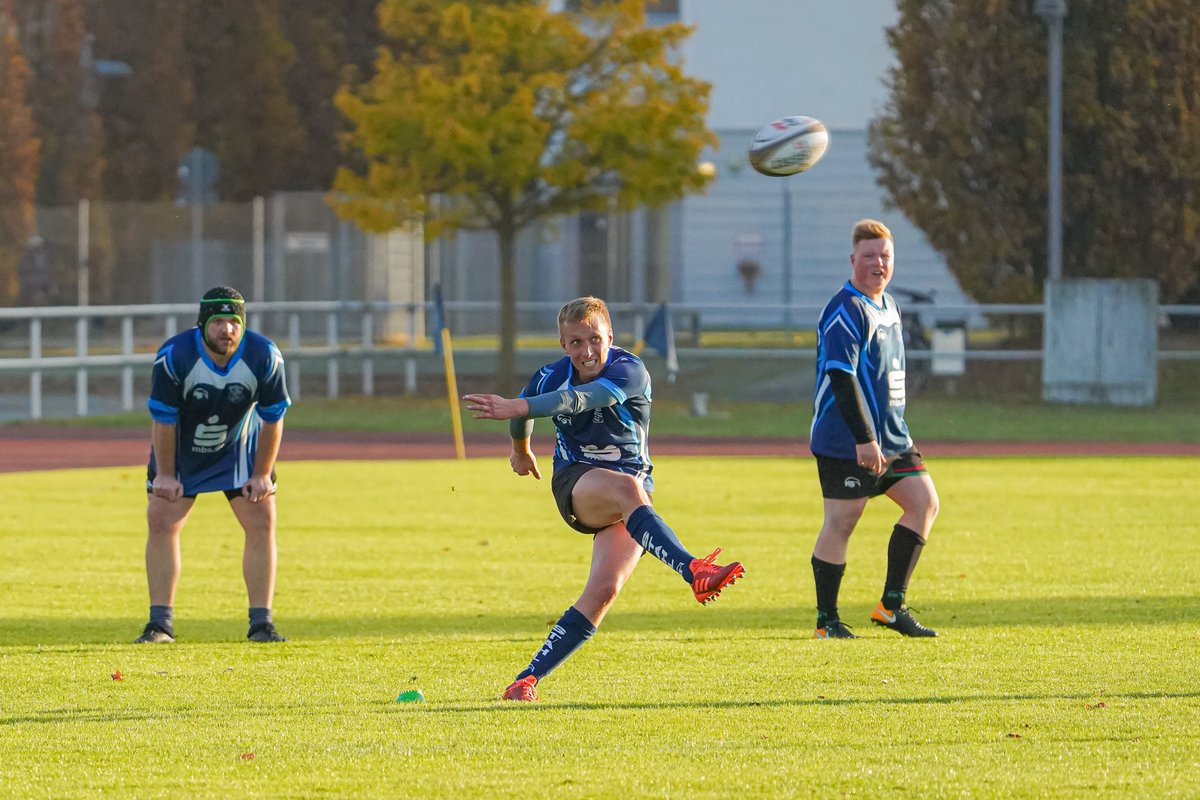 HeikoPiske's tweet photo. Impressions from Weekend,
Rugby Hennigsdorf/Velten VS USV Rugby Jena.
What a nice Match 👍🏻

#Rugby #RugbyHennigsdorf #RugbyVelten #RugbyJena #sport #rugbysport #teamsport https://t.co/uvMUc1EseZ