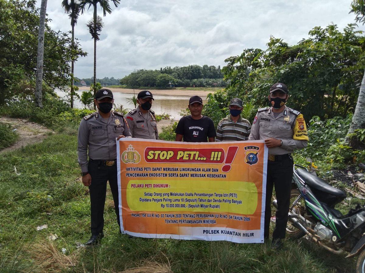 chan_ikhlas's tweet photo. #polripresisi Giat Sosialisasi larangan PETI kepada masyarakat https://t.co/ZwWj1ObFkw