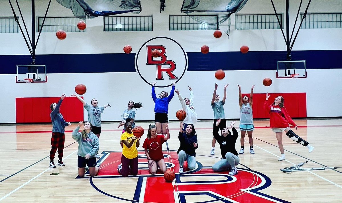 Midnight Madness… let the season begin! #carebasketball #midnightmadness