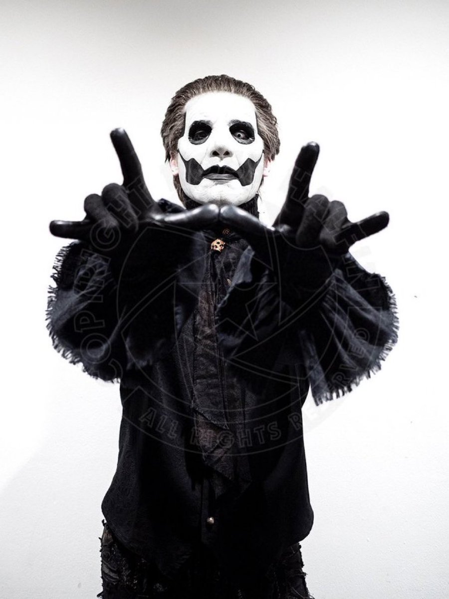 Vote4Ghost's tweet photo. W is for WIN!

MASS VOTING HERE

I'm voting for Ghost "Impera" for Favorite Rock Album at the #AMAs https://t.co/pm7CqOBAyh
