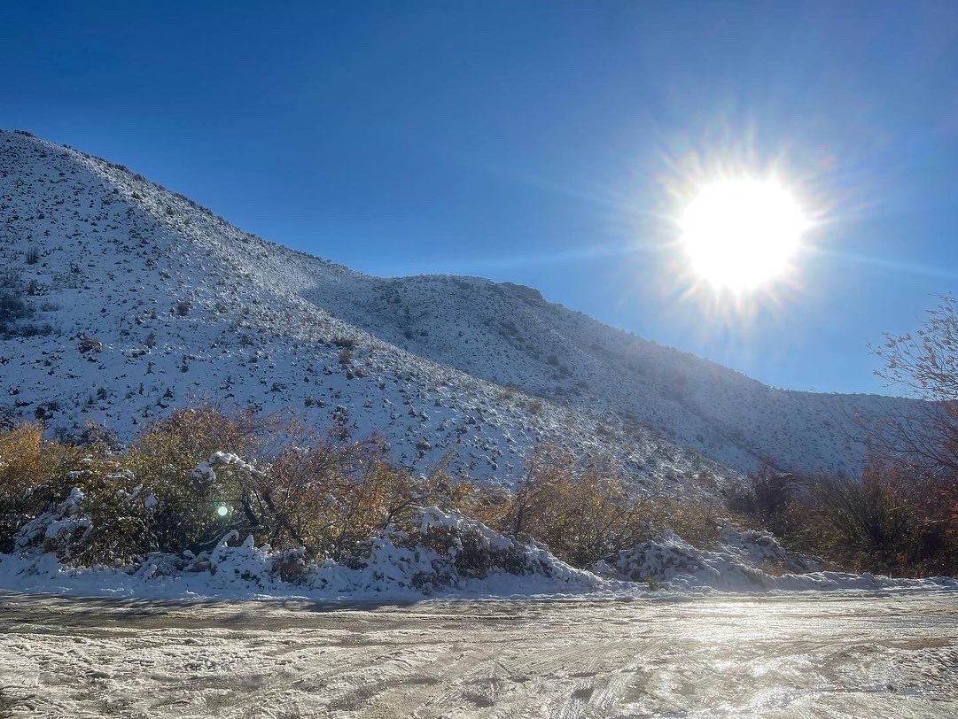 TabathaRosproy's tweet photo. I made it to Idaho in time to take a beautiful (precarious) drive, and it took my breath away! What a beautiful part of our country! I’m excited to spend tomorrow with the Idaho Dept of Ed Family and Community Engagement Conference! @brewerhm @DrSConstantino #ntoy20 #kpirc https://t.co/7LSEwuGukM