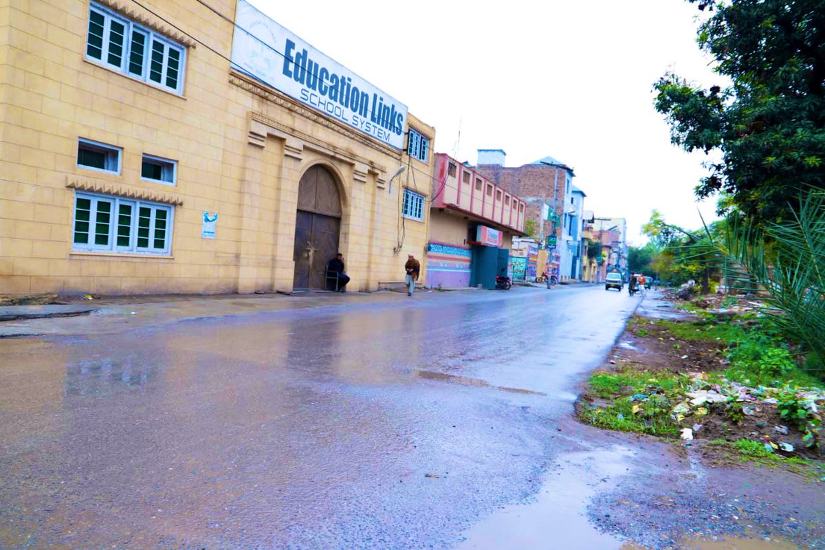 wsspofficial's tweet photo. Early Morning Glimpses of #Peshawar city after #WSSP intervention. #CleanHealthier #environment #NishterAbad #Gulbhar #LahoriGate https://t.co/2UMmIKn2Ax