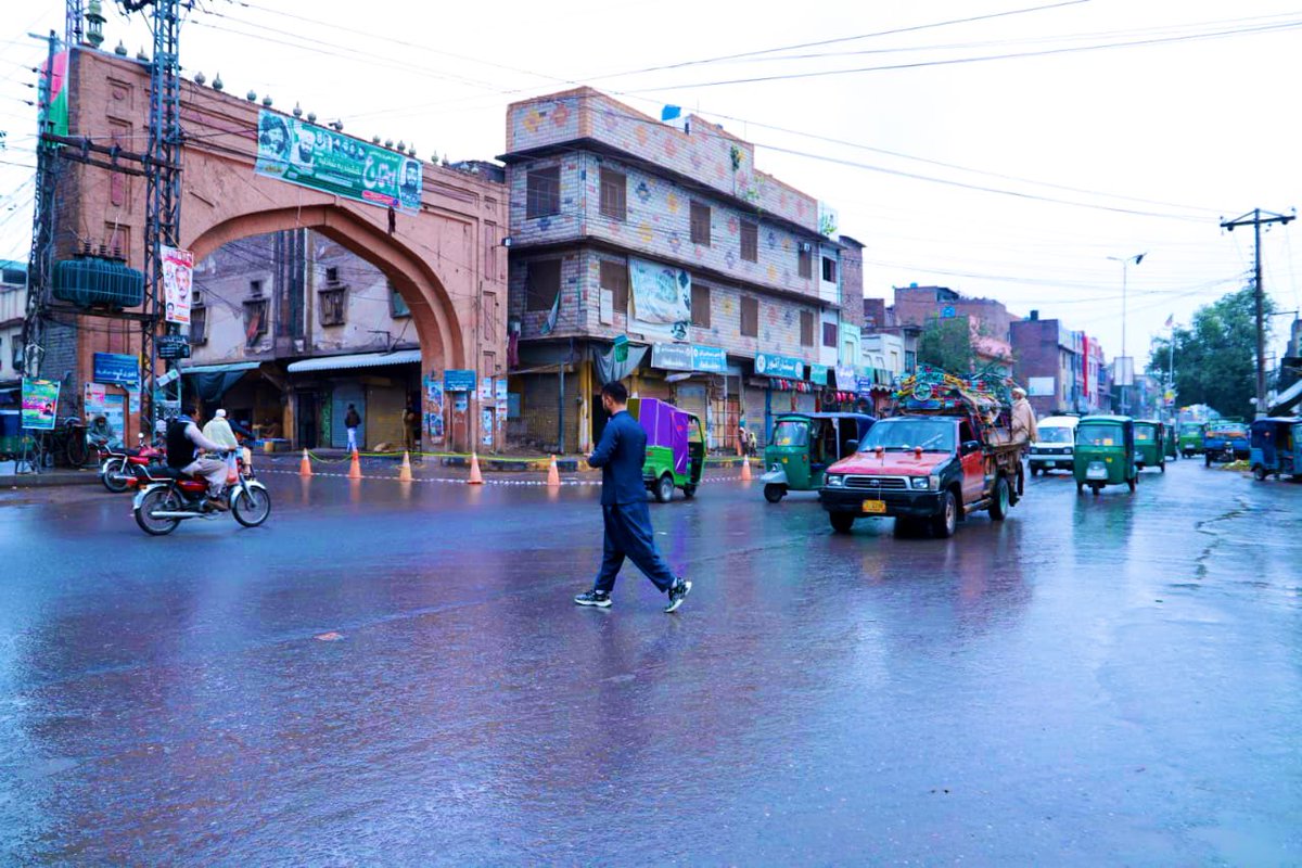 wsspofficial's tweet photo. Early Morning Glimpses of #Peshawar city after #WSSP intervention. #CleanHealthier #environment #NishterAbad #Gulbhar #LahoriGate https://t.co/2UMmIKn2Ax