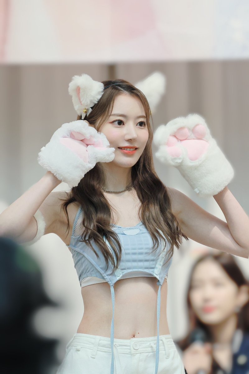 attack_pink's tweet image. 221113  

ෆ  

#宮脇咲良 #사쿠라 #SAKURA
#르세라핌 #LE_SSERAFIM