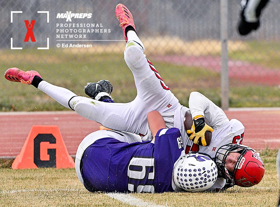 AndersenEd's tweet photo. Photos from NIAA’s 2A Semifinal football game between Yerington and Lincoln County are available at CBS MaxPreps: https://t.co/Nq9i0xgX9K @YeringtonHighSchool @RGJPreps @BattleBornPreps @NIAASports @NorthernNVPreps @nevadapreps #NVPreps #NVPrepsFB #NIAA https://t.co/2u7JIpyb5f