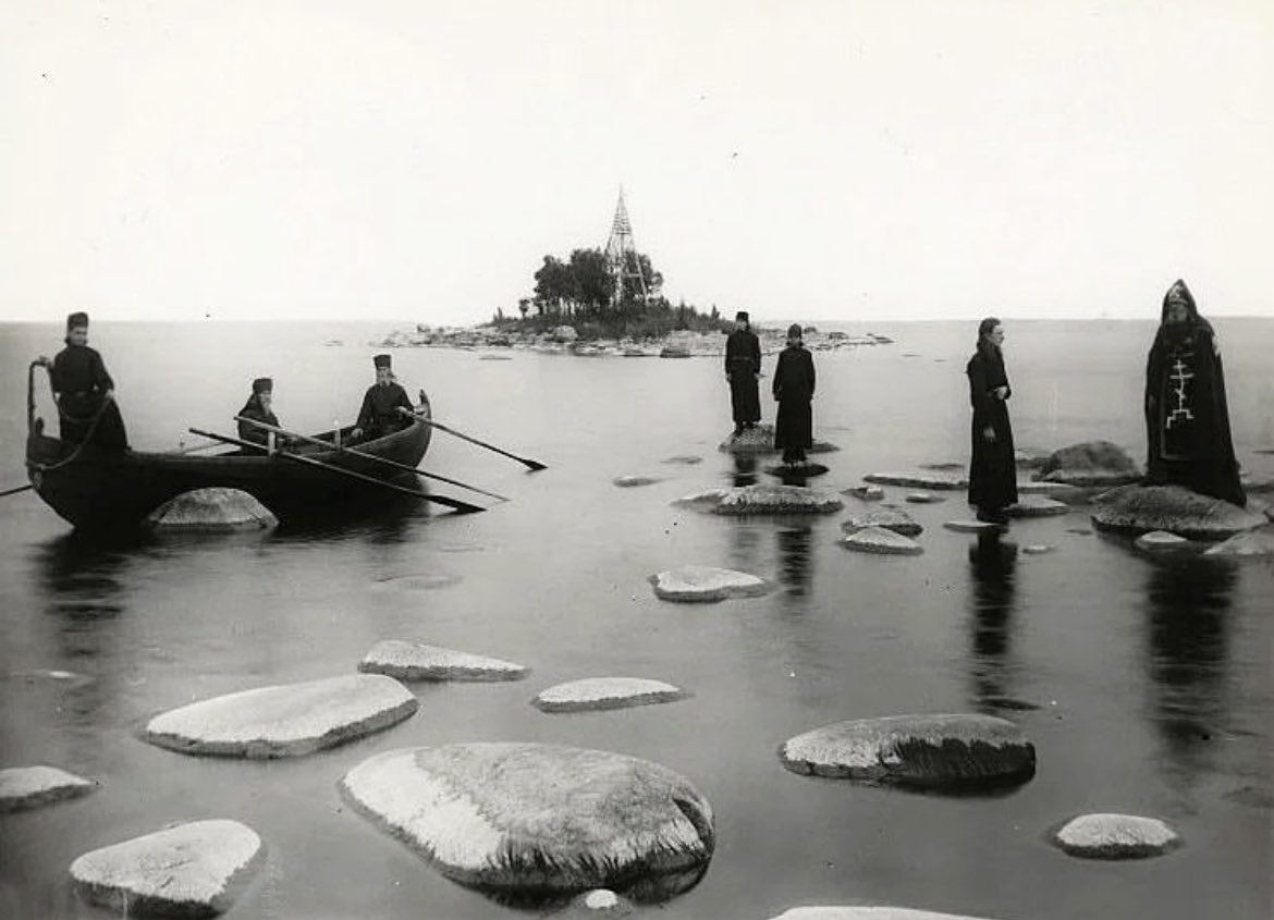 Монахи Коневского монастыря 1895-1905