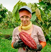 sdv_forest's tweet photo. 1/4 #SueñodeVida is Spanish for “dream of life.” Kristen and Juan have lived the dream in Ecuador for 7 years now. This account is sharing info that supports their dream of living in a world where truly #regenerativeagriculture is the norm. https://t.co/knl6CUG2MG