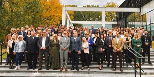 UniversityPEM's tweet photo. Prof. dr Veljko Turanjanin i prof. dr Aleksandar Ivanović učestvovali na konferenciji Zaštita ljudskih prava: Od djetinjstva do prava na dostojanstvenu starost – Ljudska prava i institucije, koju su organizovali @ombudsmanapv i @kriminoloski  28-29. oktobra 2022. u Novom Sadu. https://t.co/kZjGFXClze