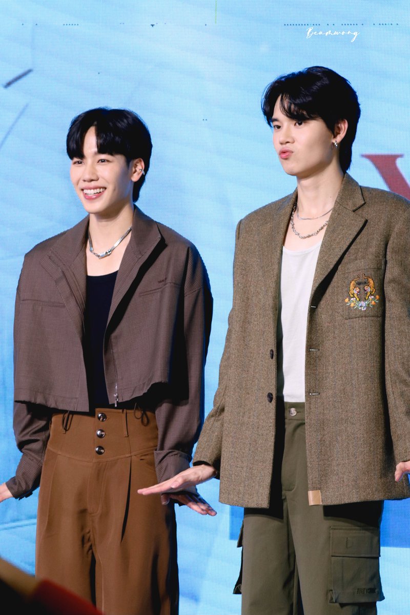 beamwong_anw's tweet photo. เราจะบินไปด้วยกัน  ʚ♡⃛ɞ

13112022 | #DestinyclinicYinWar
@yinyin_anw @warwanarat 
#yinyin_anw #warwanarat #หยิ่นวอร์ https://t.co/aGh7rmGhO1