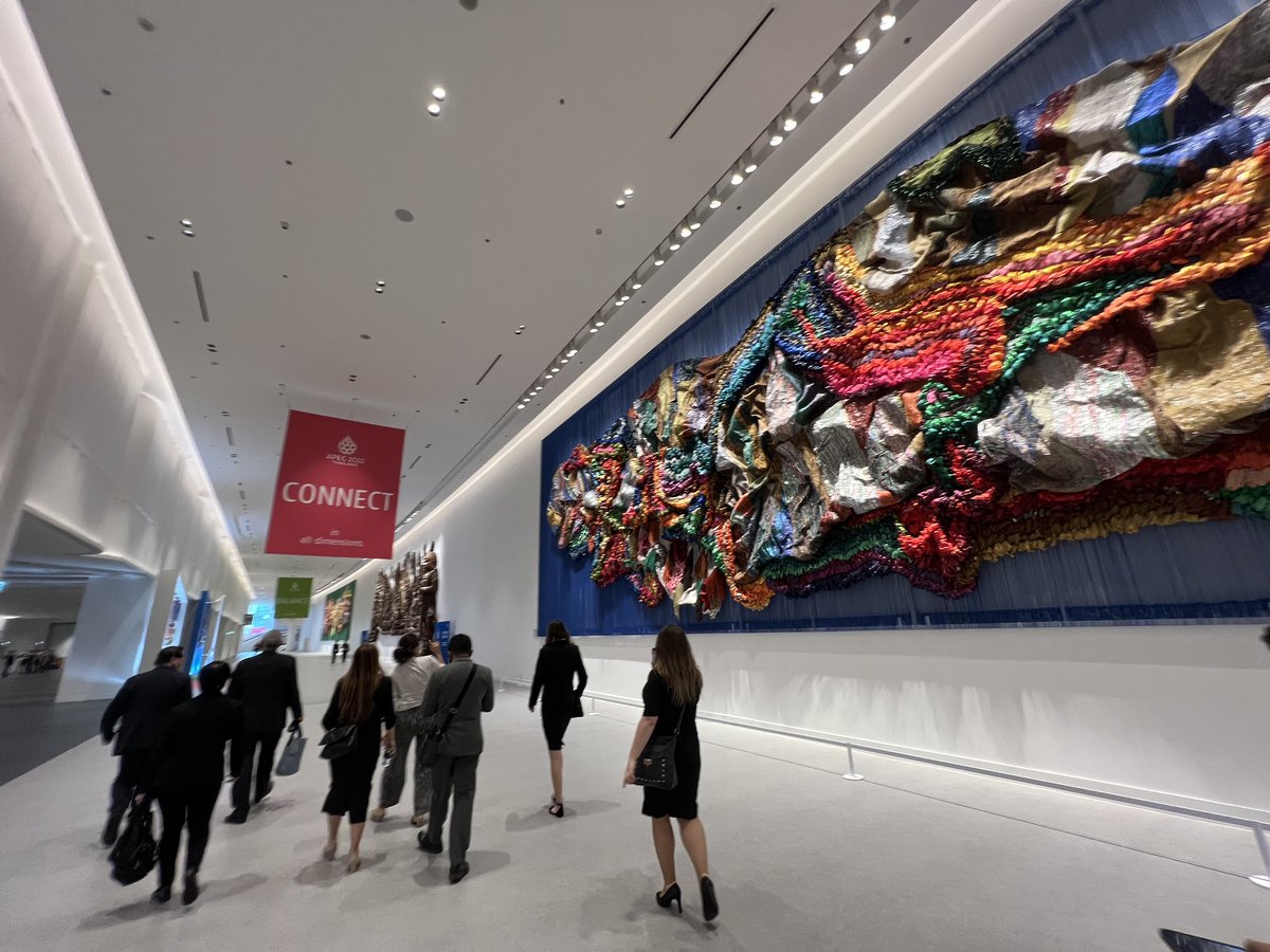 We are here 😀

#APEC2022THAILAND 
#HOSHIBOSHI