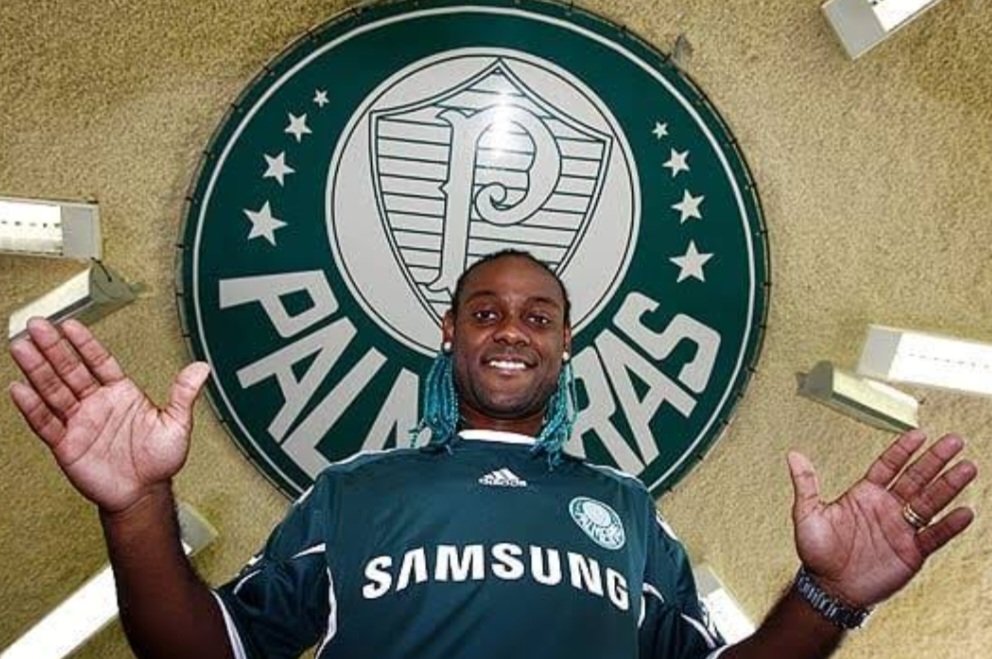 doguco's tweet photo. @violakkkk Ele é meu idolo: https://t.co/Phg0QeTuYO