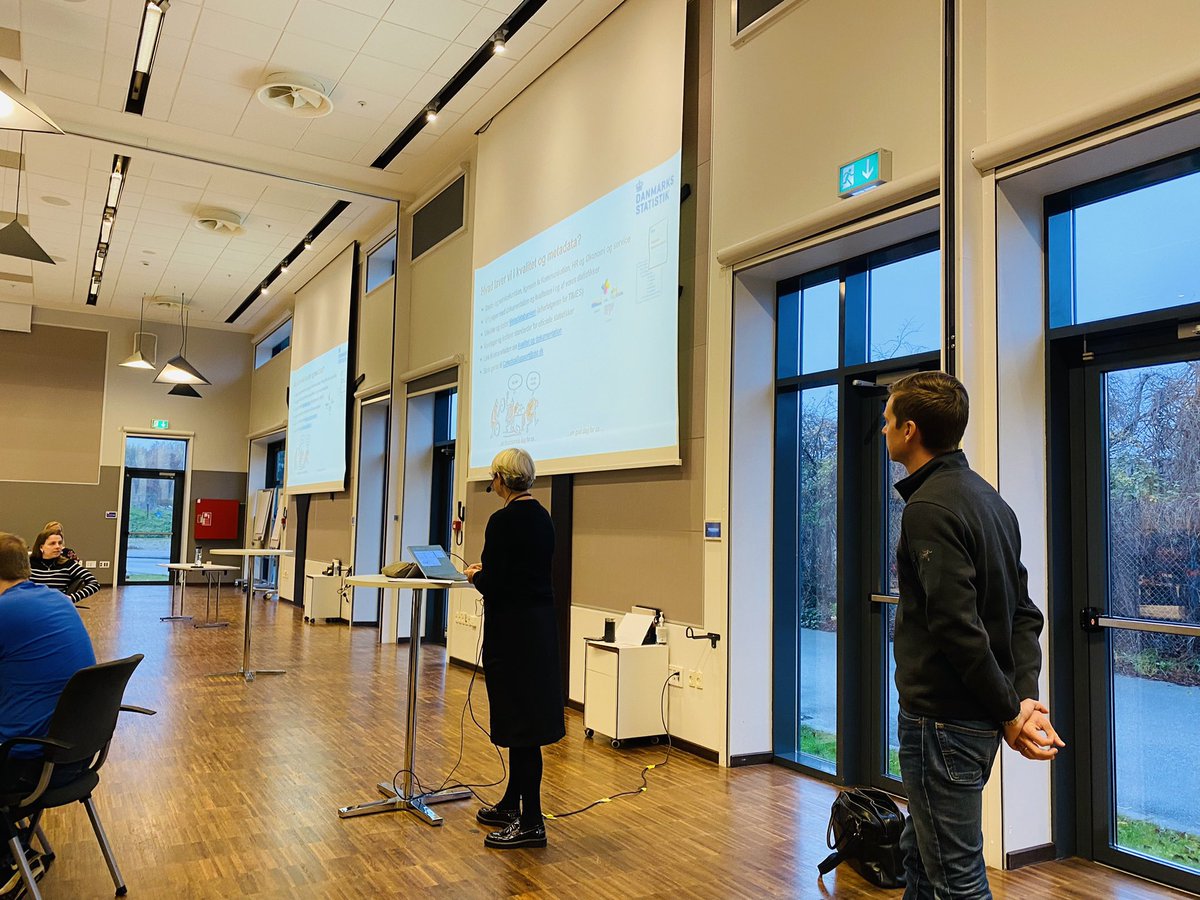 NPloug's tweet photo. #GSBPM den #Statistics procesmodel er i fokus på temadag for Personstatistik på @DSTdk i dag. Det bedste der findes også på en grå novemberdag https://t.co/myn5K8PGeI