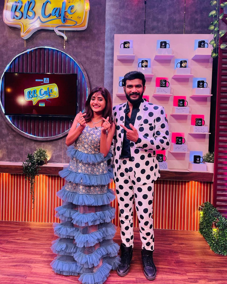 anchor_shiva's tweet photo. BB6 11th eliminated contestant #vasanthi All the best fr ur future 👍🏻😊 #bbcafe Star Maa Music https://t.co/tFYgsb1imY