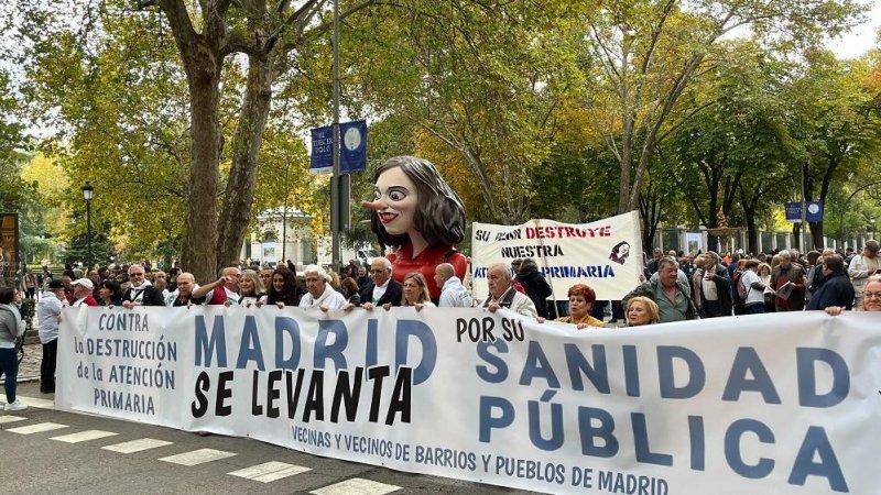 La #SanidadPublica no se vende. La #sanidad pública se defiende.
#LaCafeteraSanidadOBarbarie.