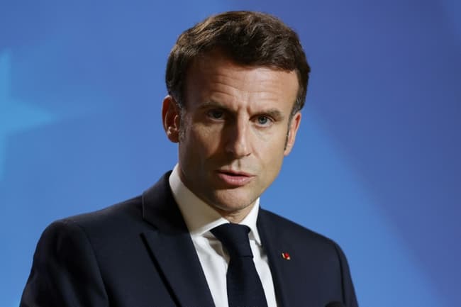 BFMTV's tweet photo. 🔴 EN DIRECT
Macron affirme que la France doit "redoubler d'efforts" pour permettre aux Ukrainiens de "passer l'hiver"
https://t.co/7Y84cq0S4O https://t.co/GqfITvIlBA