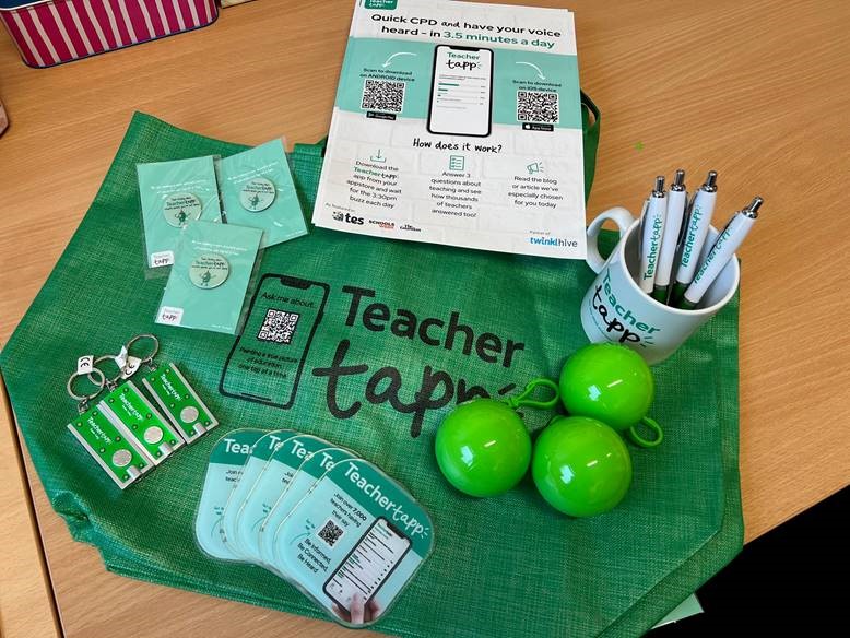 CorVerTeaching's tweet image. Look at these goodies that Mrs Waker won from @TeacherTapp. They&apos;re up for grabs for staff if you show her the Teacher Tapp app on your phone. Even better if you&apos;ve answered lots of questions already or have a really good streak!