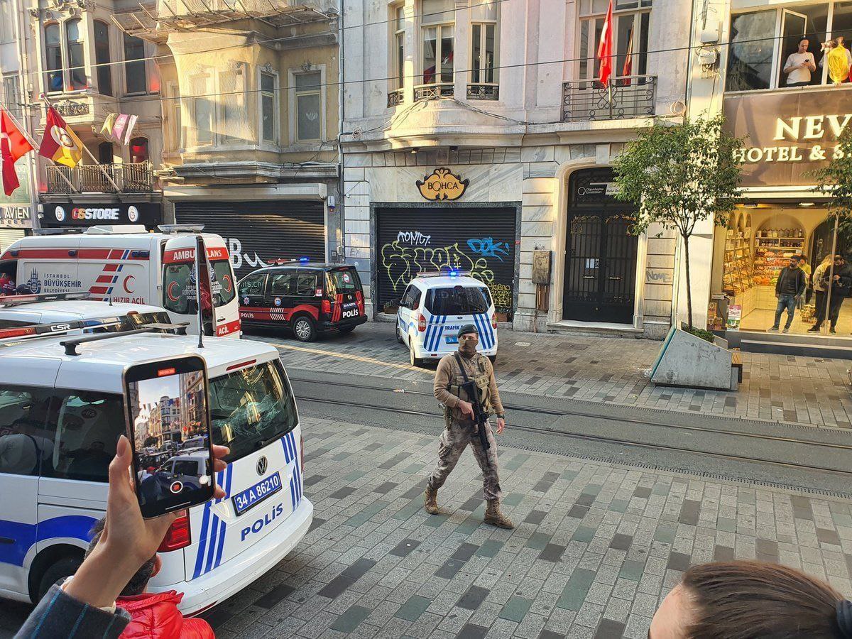 akgenczonguldak's tweet photo. İstiklal Caddesi’nde gerçekleştirilen hain saldırıda hayatını kaybeden vatandaşlarımıza Allah’tan rahmet, ailelerine sabır diliyoruz. Yaralılarımıza acil şifalar diliyoruz.

Milletimizin başı sağ olsun 🇹🇷 https://t.co/qfxqyV6YG7