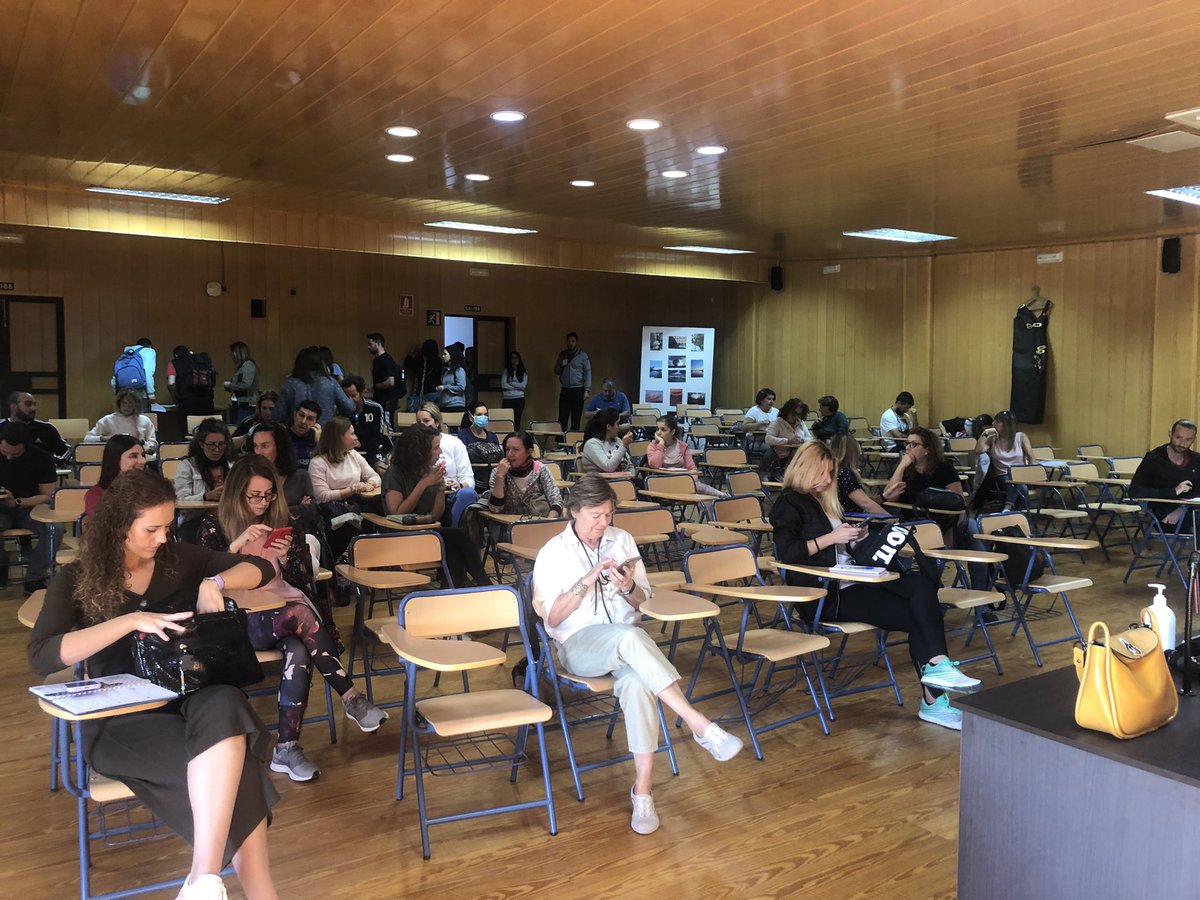 iparram1's tweet photo. #ECPAlmeria #ProgramasInnovacion Iniciamos en Almería en el IES Santo Domingo de El Ejido las Jornadas Iniciales de Hábitos de Vida Saludable CRESA y Forma Joven https://t.co/34jxeB45XV