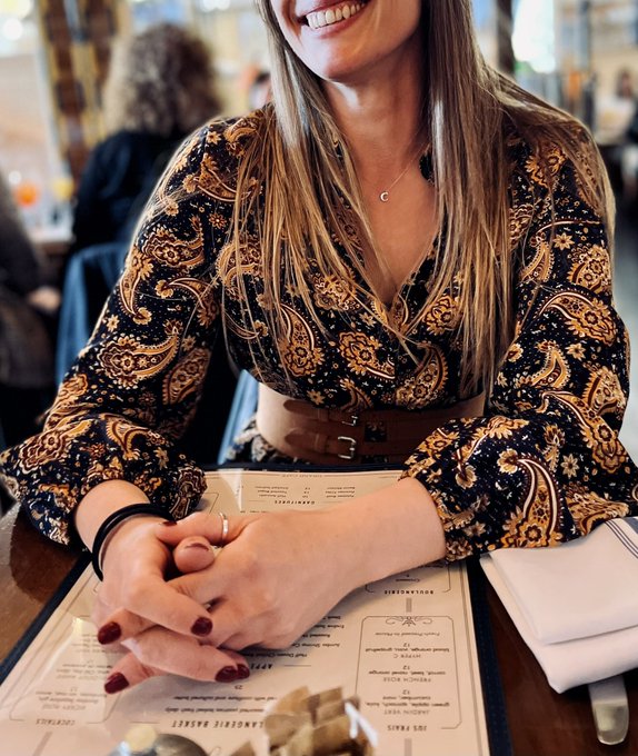 I&rsquo;m feeling surprisingly positive on this Monday. I guess that&rsquo;s what having three bulls in one week<a href="/tag/hotwife"class="tags"><span>#hotwife</span></a><a href="/tag/swingers"class="tags"><span>#swingers</span></a><a href="/tag/hotlife"class="tags"><span>#hotlife</span></a>