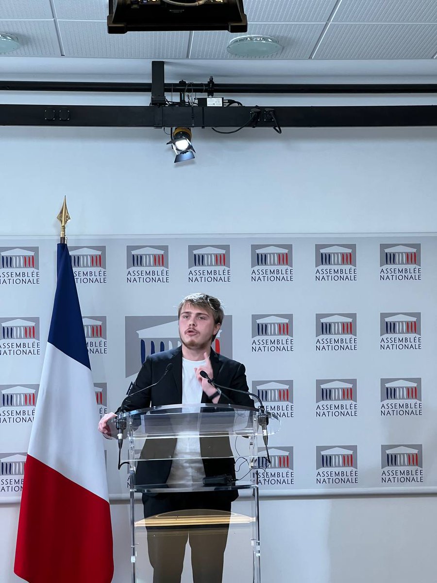 LouisBoyard's tweet image. Je le demande solennellement à la Présidente de l’Assemblée Nationale @YaelBRAUNPIVET. 

Les forces de l’argent contrôlent 90% de nos médias. Il y a un enjeu démocratique. 

Ouvrez une commission d’enquête sur l’emprise de l’empire Bolloré.