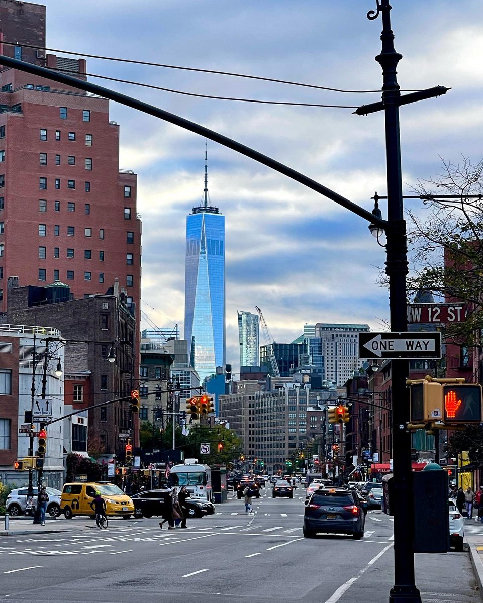 MatthewGratzner's tweet photo. Back in NYC for the @BigAppleFilm Festival— my new short film script Mabel &amp; Henry advanced to Quarter Finalist!!
Festival 11/14-11/18
https://t.co/NJ84ttf7MD
@MatthewGratzner
@MutinyShort https://t.co/zNL4khjTc9
