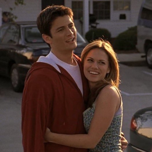 SeriesUpdateFR's tweet photo. James Lafferty et Bethany Joy Lenz, 10 ans après la fin de la série Les Frères Scott. https://t.co/HoElmpkIbO