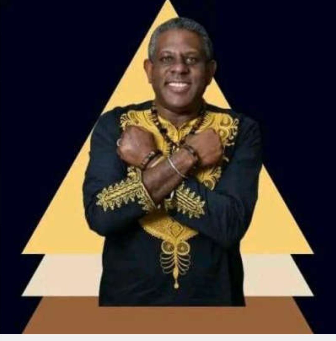 Panthercare13's tweet photo. La mort ne prévient pas et celle-ci est une perte pour les africains et l’Afro-Caribéens Jean-Philippe Kalala Omotunde est un intellectuel guadeloupéen professeur et chercheur en histoire, spécialiste des sciences et mathématiques africaines 😞😓♥️ paix à son âme https://t.co/nM9VwbNUZX