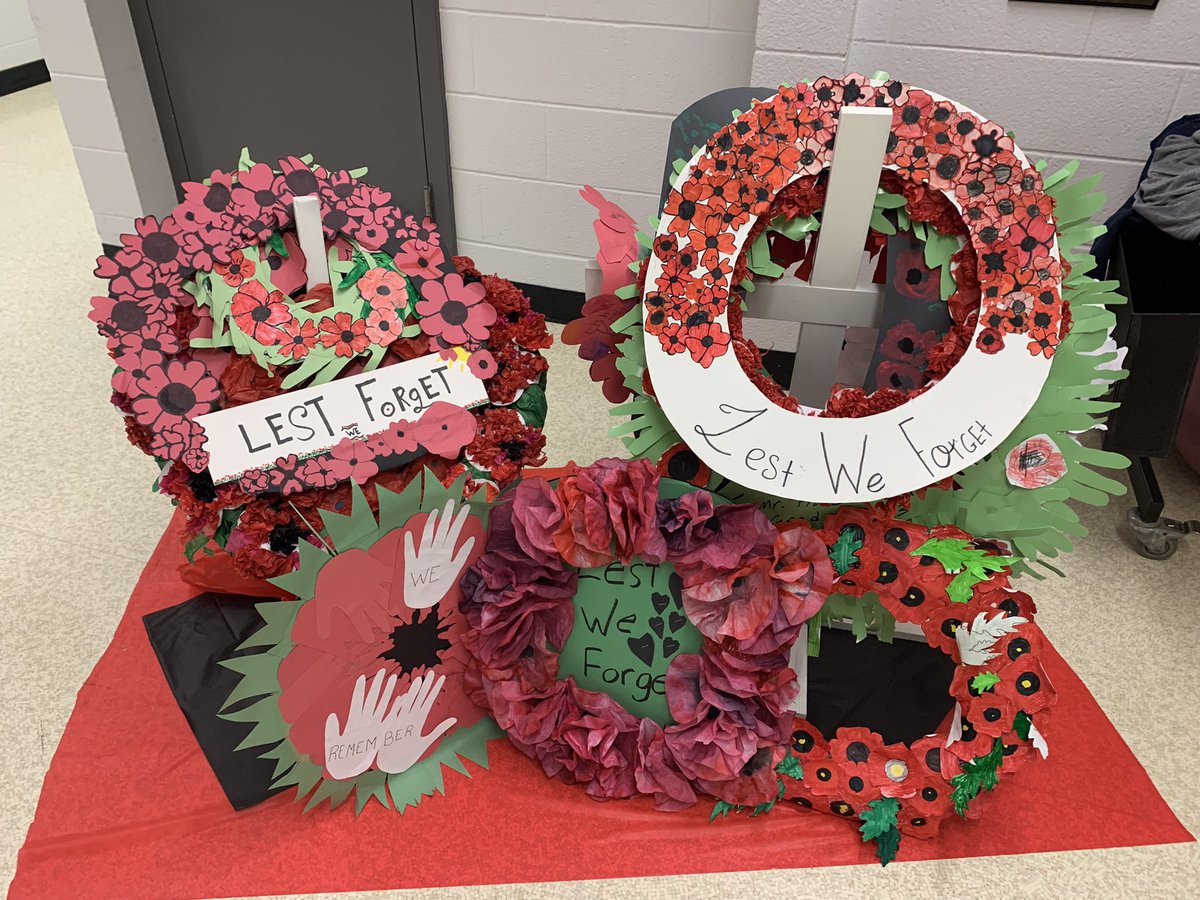 3Rycroft70's tweet photo. @lordelginlions did such a fantastic job remembering all those who fought for our Freedom this past Friday #LestWeForget https://t.co/Hmq22hnaE5