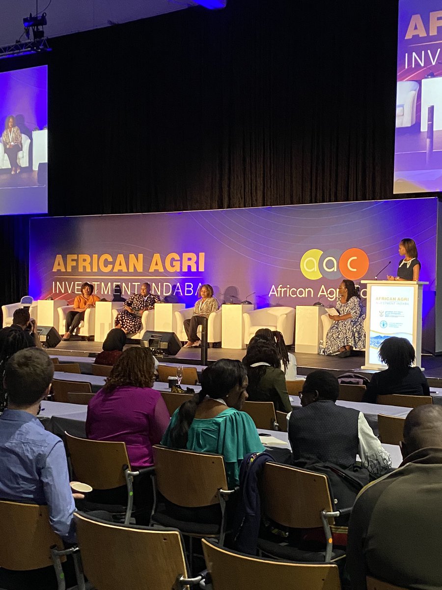 AgriCouncil's tweet photo. Applying an entrepreneurial mindset to ensure business growth and overcome limited access to land, training and production and finance and credit. 

#AAII22 #agri #workshop #WomeninBusiness https://t.co/aKN1ojOv8D