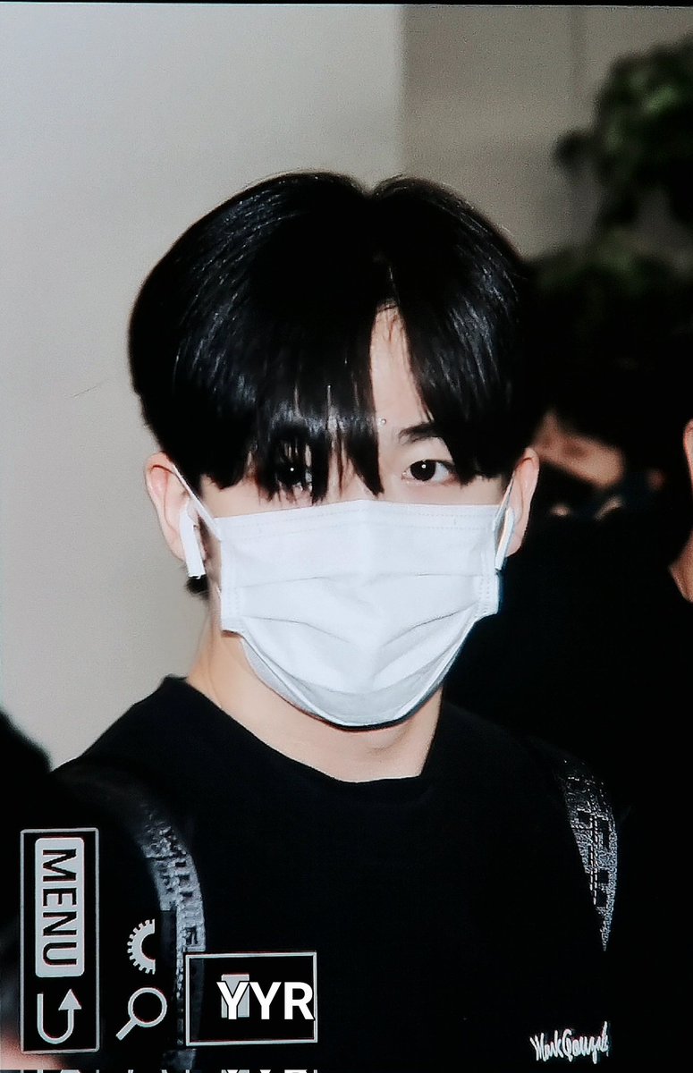 YYR__0922's tweet photo. 221114 입국 #김요한 #KIMYOHAN 
고생했어♡ https://t.co/BAvQoRwrRw