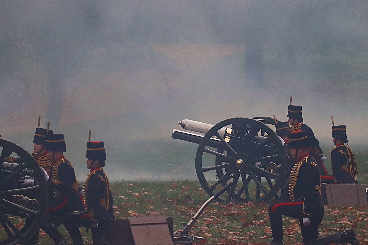 CMemories73's tweet photo. Always a gamble on going thru the pics to see if I clicked at the right time and if in focus lol so close
#GunSalute #NotQuite #BetterLuck https://t.co/TJMMadT9TF