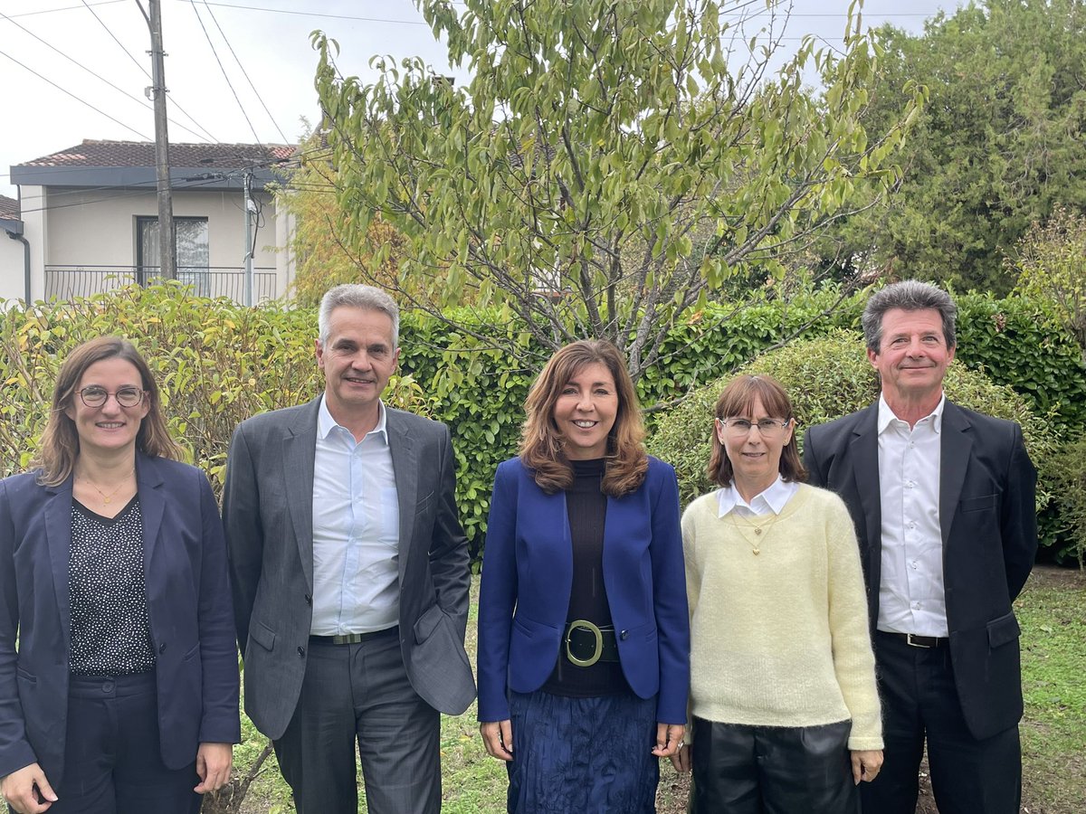 #EnCirconscription 

Je rencontre <a href="/BernardCreissen/">Bernard Creissen</a> pdt de la <a href="/mutualite_fr/">Mutualité Française</a> Occitanie avec <a href="/ElvireLoubiere/">Elvire De Almeida-Loubière</a> pdte 31 et Myriam Valette la directrice 

Déjà engagée dans la prévention avec 800 actions à destination de différents publics la mutualité en sera demain un acteur majeur