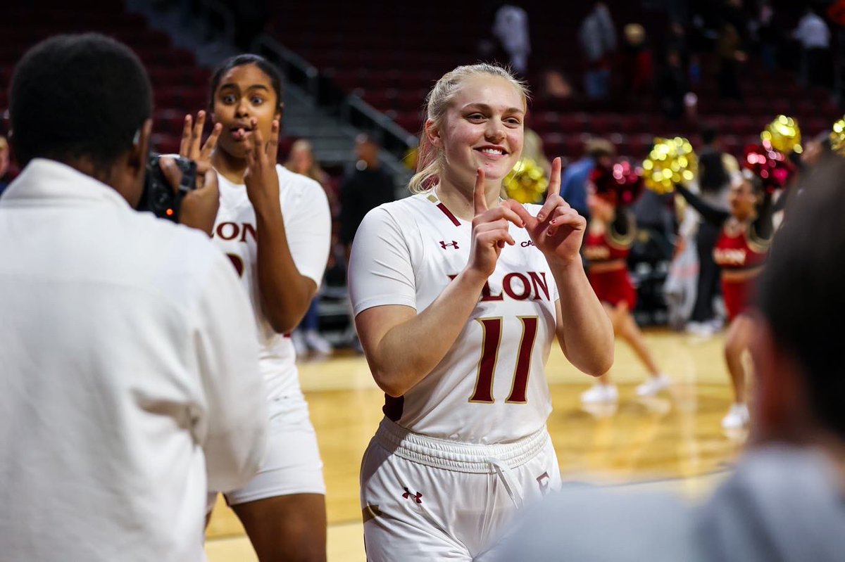 Elon Women's Basketball tweet media
