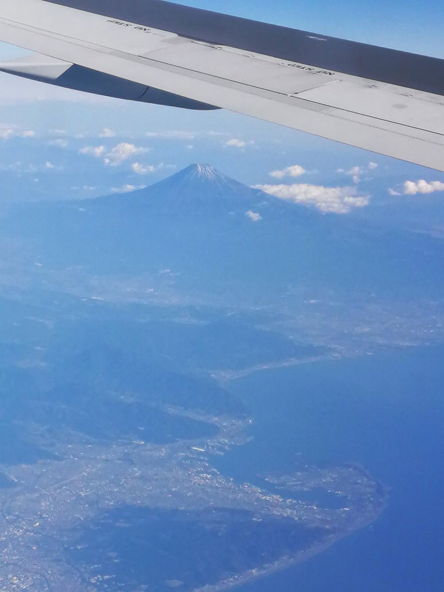 masa_m2's tweet photo. #GoToTravel
#JAL
#富士山 
📸パシリ✨
良い写真が撮れました👍 https://t.co/U2K0cojwPm