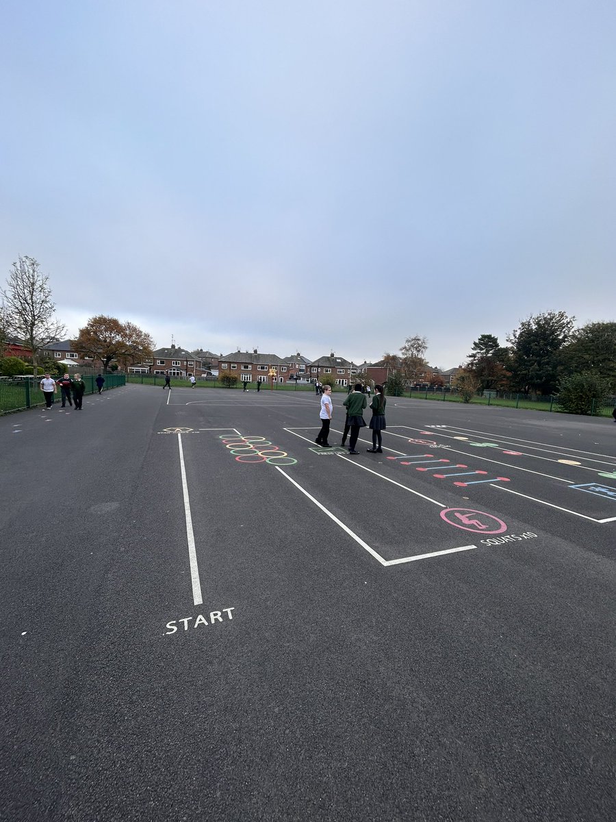 Miss_S_Y6BJS's tweet photo. Class 8 enjoying their extra break due to winning the top attendance last week. Please keep it up everyone ππ½ https://t.co/cGUrkzx5yY