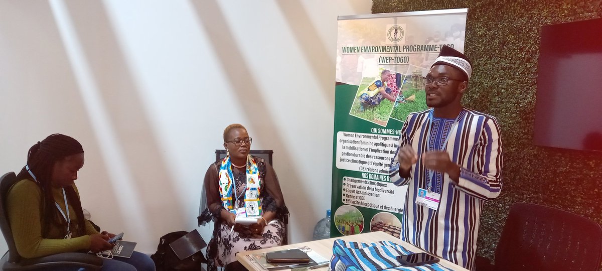 TogoWep's tweet photo. #GenderDay  14 Novembre à la COP 27 :  Journée #genre, femme à l'honneur.
Les OSC Togolaises (ONG WEP-TOGO, OPAS, FEDIA et AJEDI) ont célébré cette journée en partageant leurs activités et #expériences de terrain qu'elles mènent avec les #femmes_rurales.
#AmbassadedeFranceauTogo https://t.co/BgNMmVFfgJ