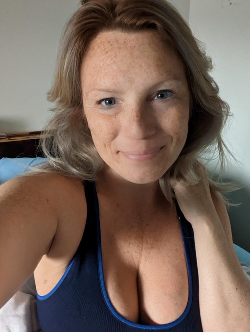 Good morning!  What's everyone up to today? Trying to get motivated! https://t.co/zFSlqtVaVV<a href="/tag/mvsales"class="tags"><span>#mvsales</span></a>