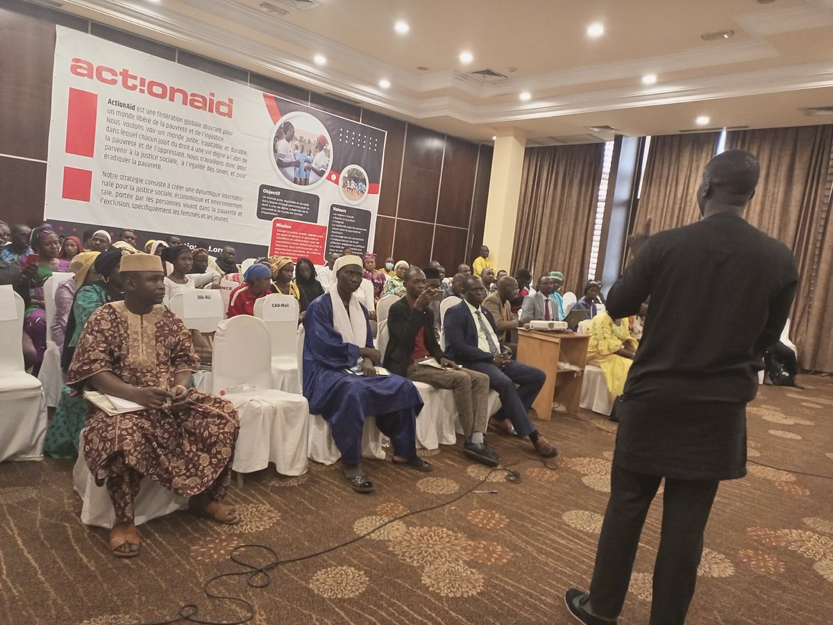 Cérémonie de dissémination des résultats du projet Engagement des jeunes pour la Paix et la Réconciliation au Mali.
Cet evènément marque la clôture dudit projet.
Vivement la deuxième phase dans quelques semaines