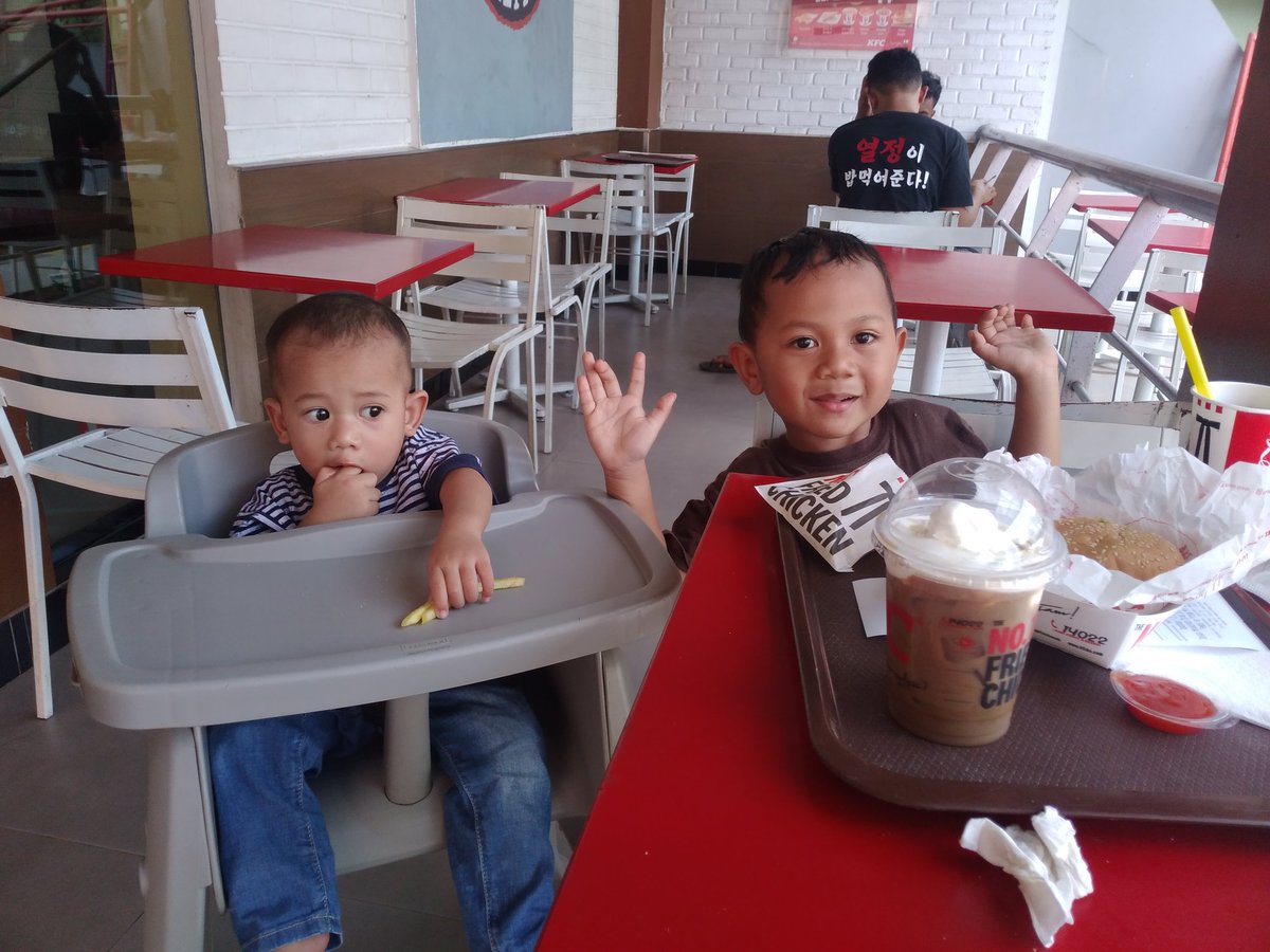 randomizz's tweet image. 