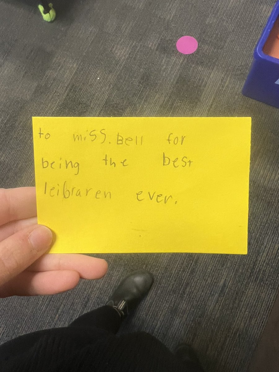 Our “Love Your Community” board is filling up with shoutouts and compliments for our community and the people in it! Shoutouts today to <a href="/DeniLSEArts/">Deni Bell</a> <a href="/MajerusLSEArts/">Claire Majerus</a> and Ms. Bolin! We love our <a href="/LSEArts/">Locust Street Expressive Arts</a> community and practicing gratitude. 🤍